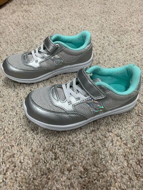 Saucony Girls' Silver Sneakers with Aqua Lining
